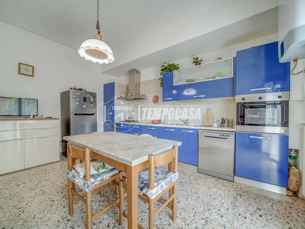 Appartamento a Castronno in Via Roma - Foto 5