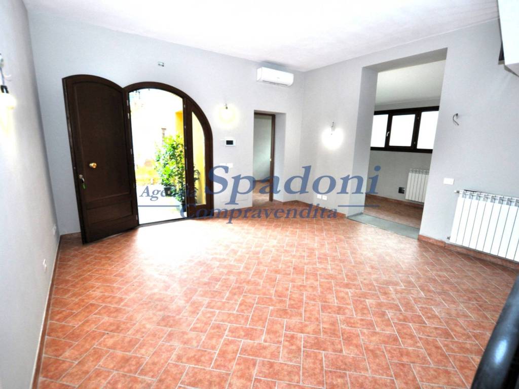 Casa indipendente a Pescia in Via Lucchese, 106 - Foto 4
