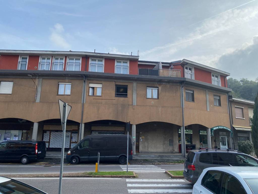Appartamento a Azzate in Via Piave, 50 - Foto 2