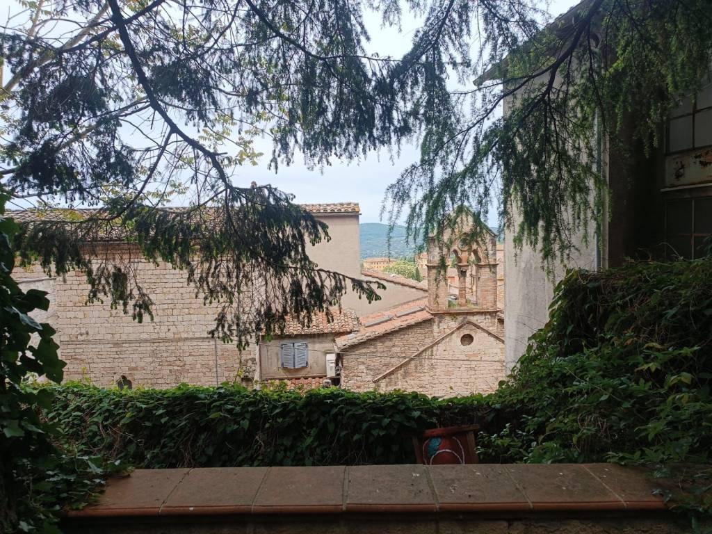 Appartamento a Perugia in Via della Luna - Foto 2