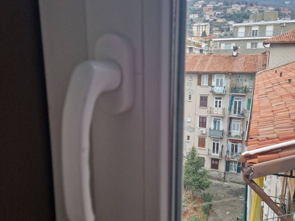 Appartamento a Trieste in Via delle Ginestre, 3 - Foto 4