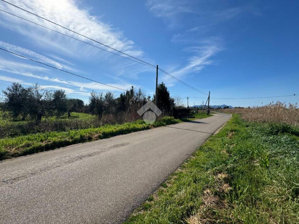 Rustico / casale a Terracina in Via Ceccaccio - Foto 3