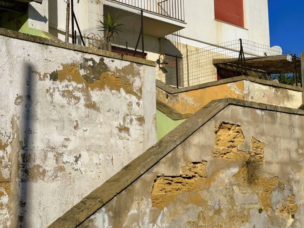 Appartamento a Tricase in Lungomare Cristoforo Colombo, 21 - Foto 3