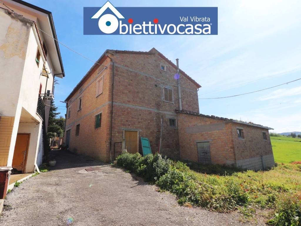 Casa indipendente a Civitella del tronto in Palazzesi - Foto 5