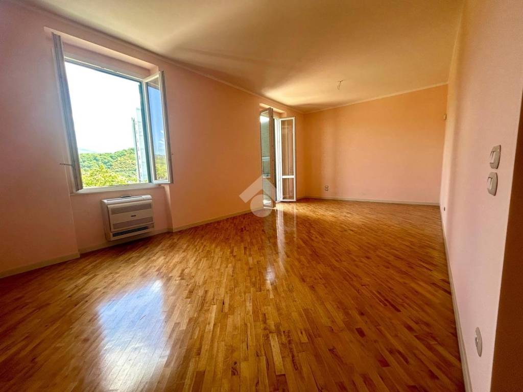 Appartamento a Cosenza in Via Molinella, 32 - Foto 2