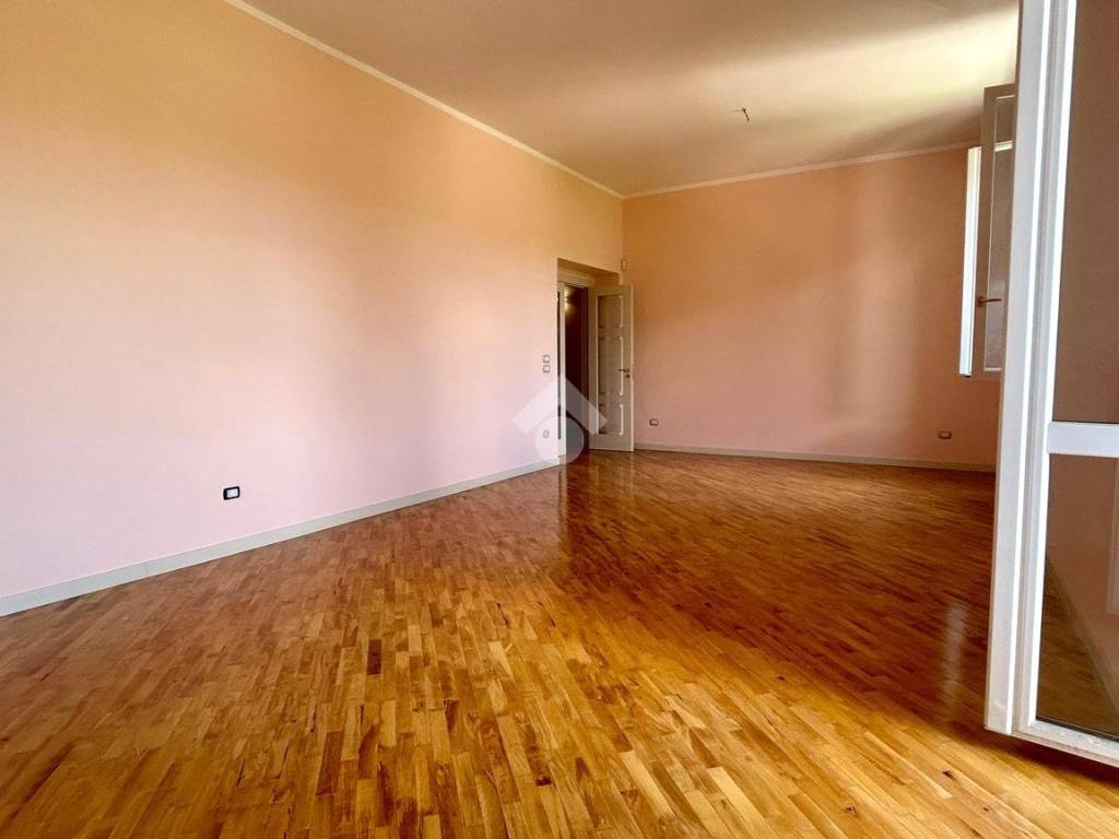 Appartamento a Cosenza in Via Molinella, 32 - Foto 4