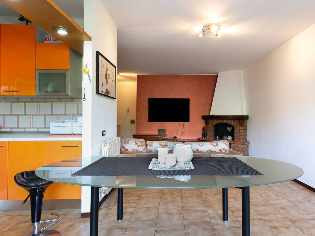 Appartamento a Saronno in Via L. V. dell'Orto, 1 - Foto 5