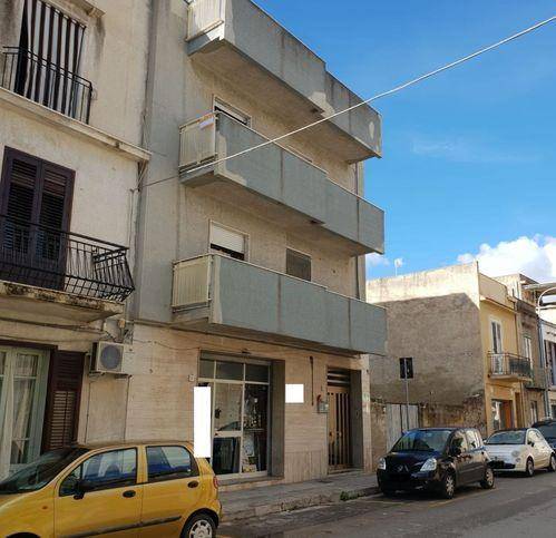 Appartamento a Castelvetrano in Via Pietro Luna - Foto 5
