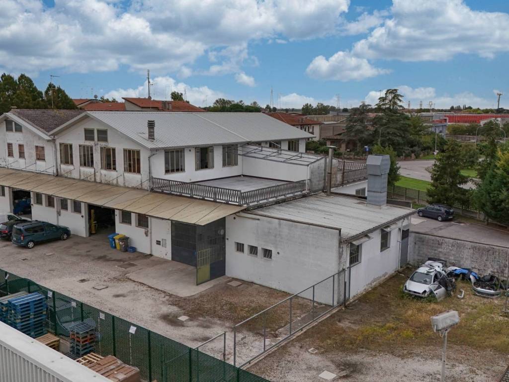 Villa a Copparo in Via Michelangelo, 10 - Foto 2