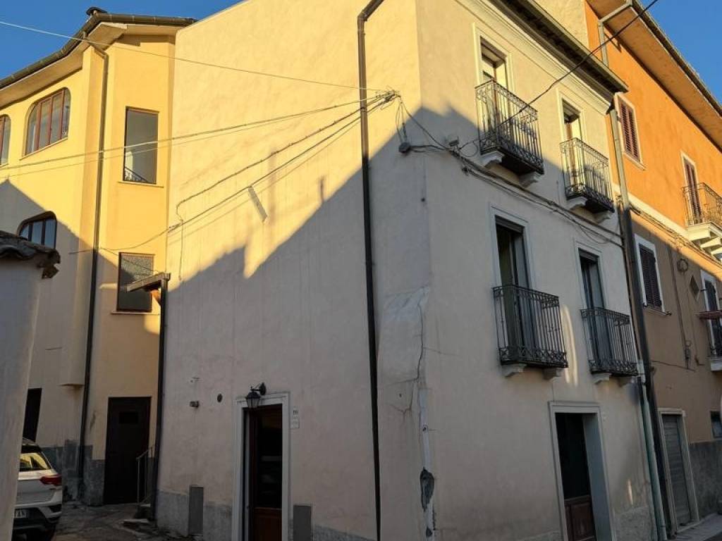 Casa indipendente a Pizzoli in Corso Sallustio, 198 - Foto 2