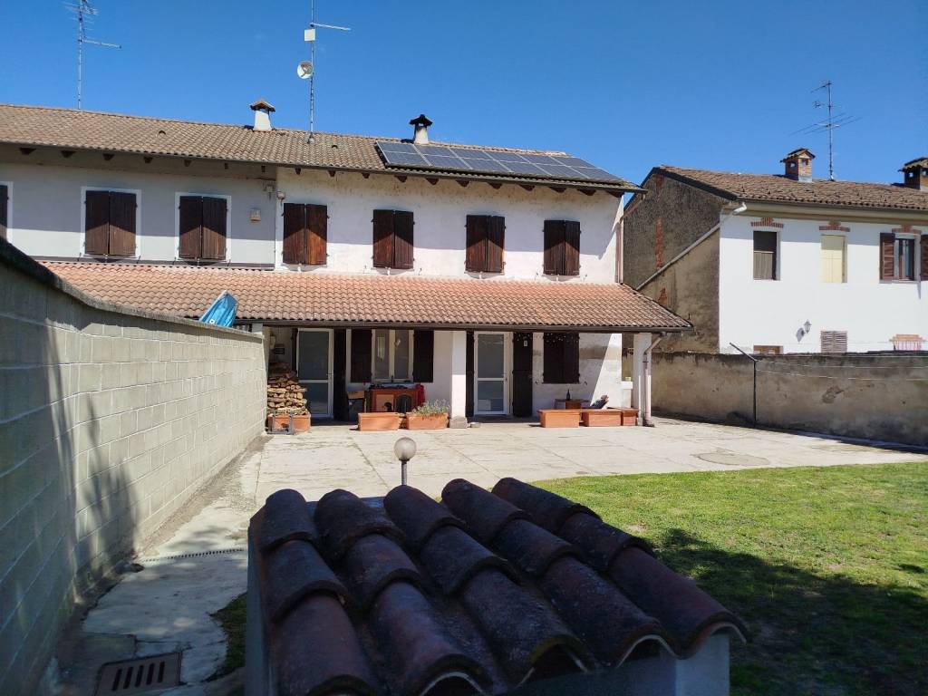 Villa a Motta de' conti in Via Gioacchino Deambrogio - Foto 2
