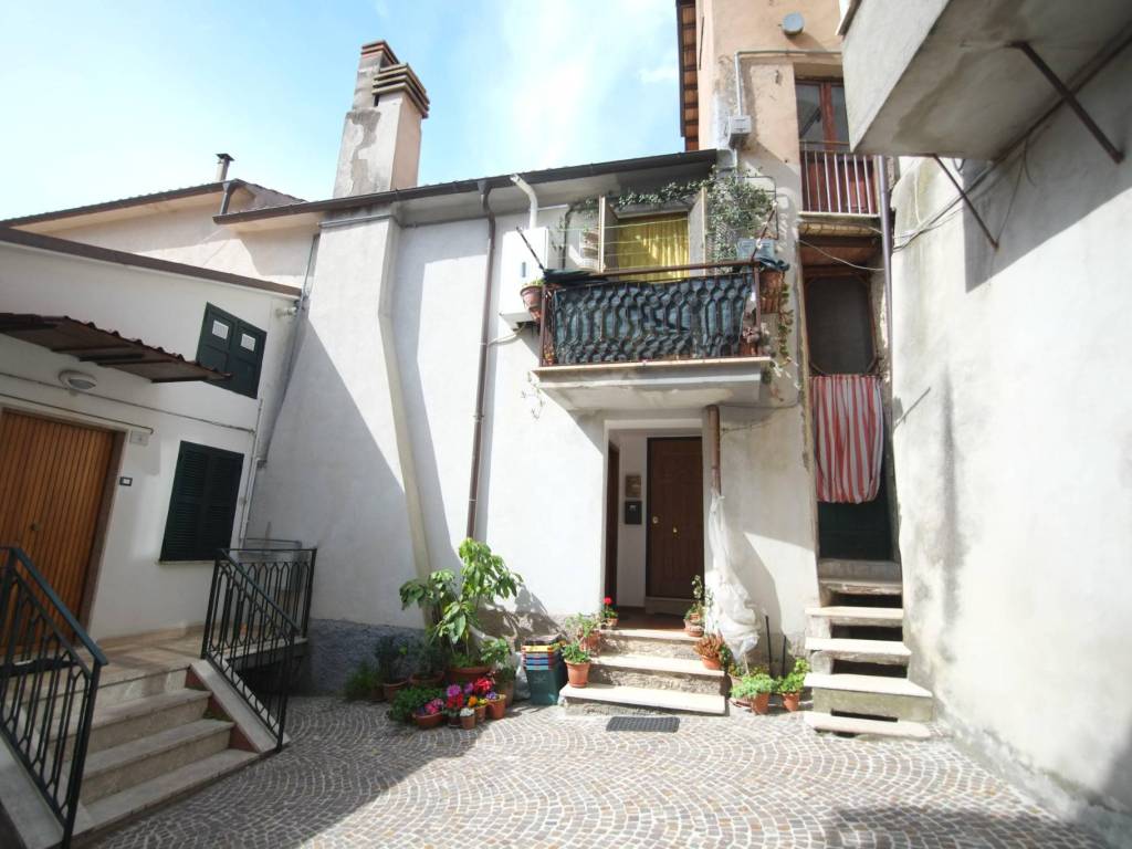 Appartamento a Scandriglia in Vicolo del Forno - Foto 3