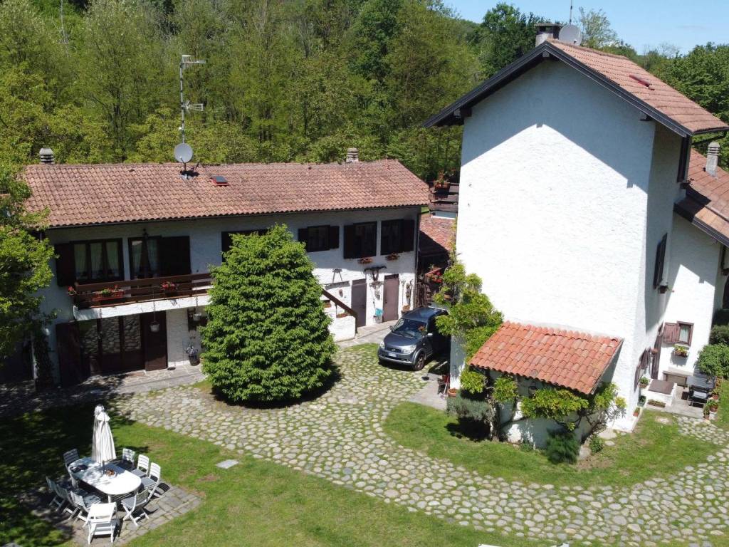 Rustico / casale a Arona in Regione Cantarana - Foto 3