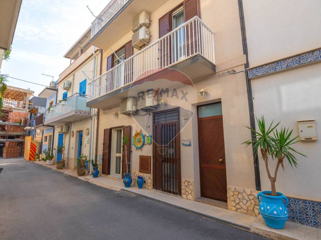 Casa indipendente a Pachino in Via Emanuele Marsilla, 18 - Foto 3