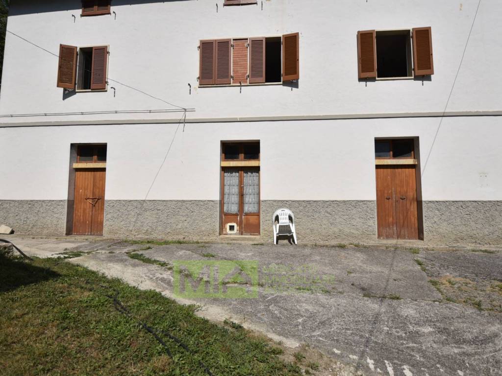 Rustico / casale a Ascoli piceno in Frazione Trivigliano - Foto 4