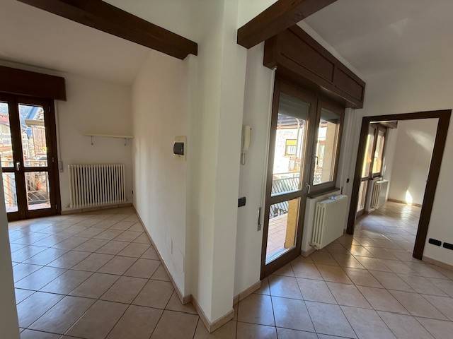 Appartamento a Introbio in Via Alessandro Manzoni, 11 - Foto 2