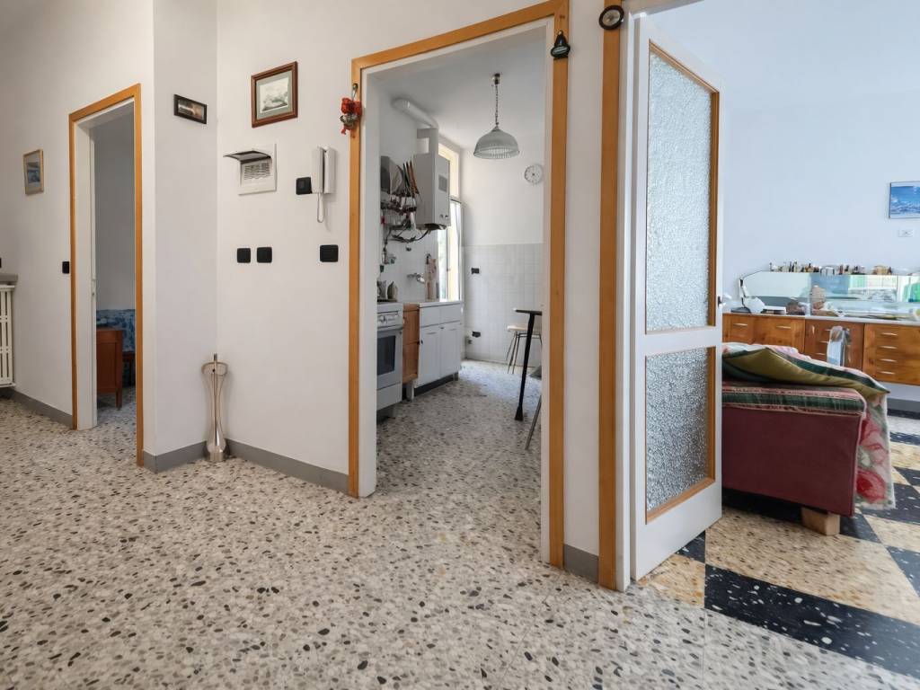 Appartamento a Introbio in Via Alessandro Manzoni, 11 - Foto 4