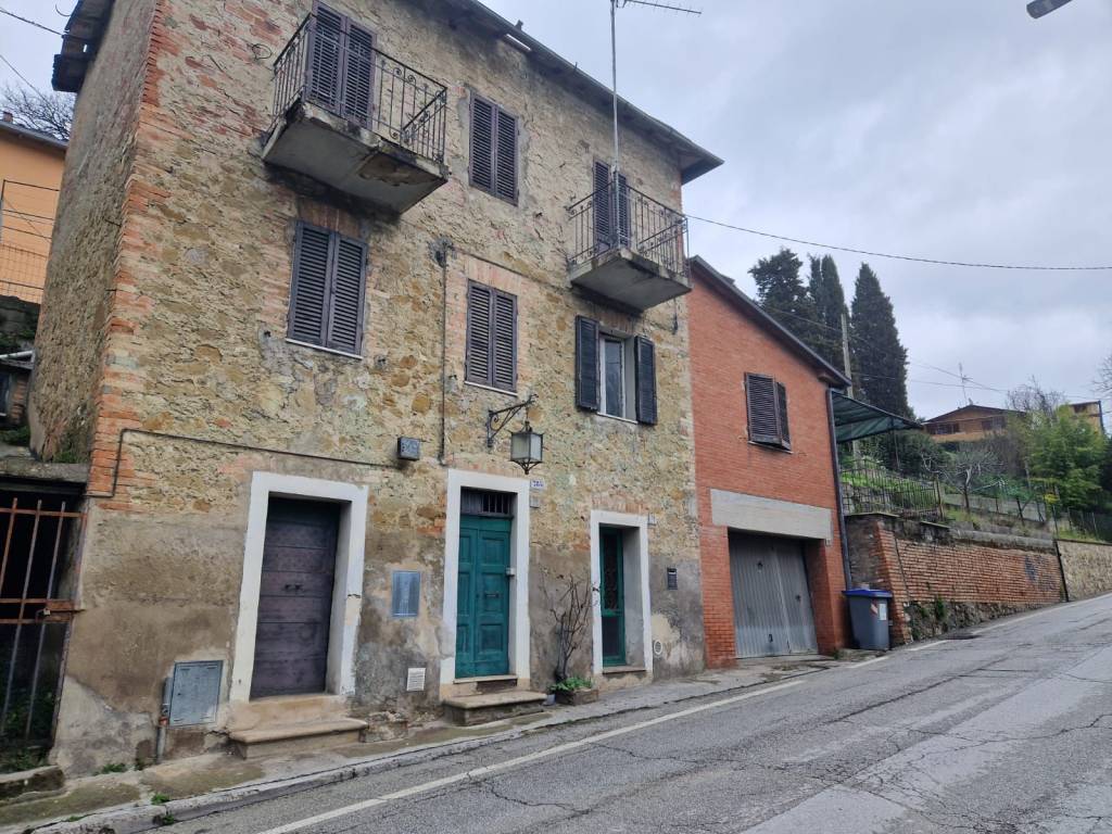 Casa indipendente a Perugia in Strada Perugia Ponte Rio - Foto 3