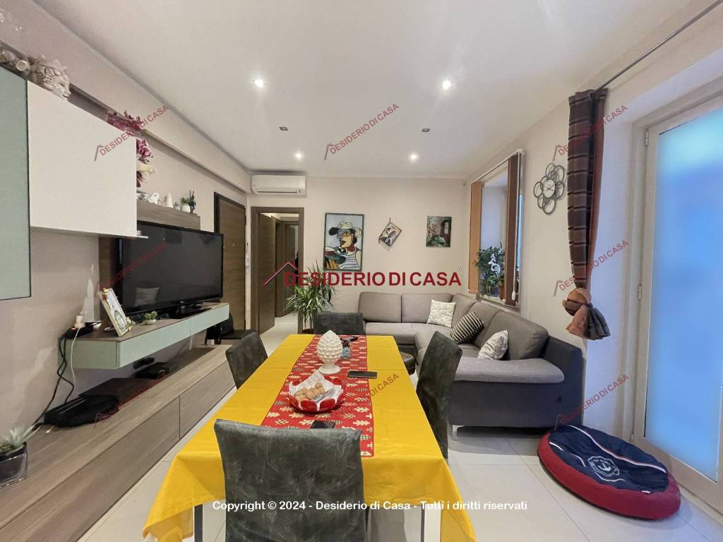 Appartamento a Campofelice di roccella in Via Santa Maria, 9 - Foto 5