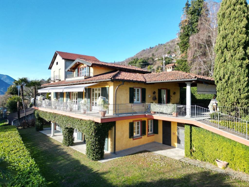 Villa a Verbania in Via alla Bergamina, 8 - Foto 2