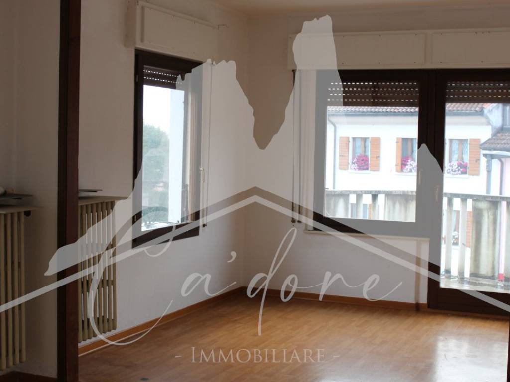 Appartamento a Santa giustina in Piazza Maggiore - Foto 3