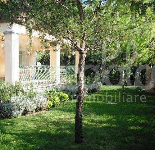 Villa a Forte dei marmi in Via Scassicarli - Foto 5