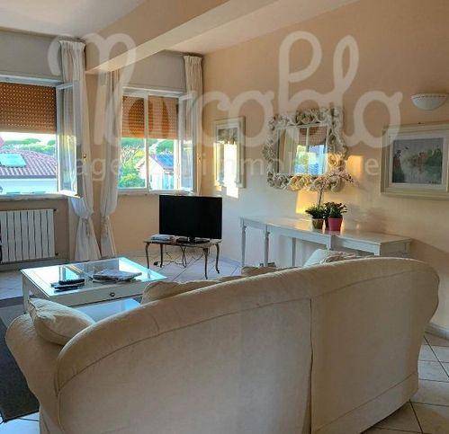 Appartamento a Forte dei marmi in Via Donati - Foto 4