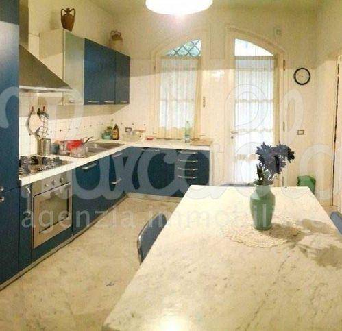Villa a Forte dei marmi in Via P.I Da Carrara - Foto 4