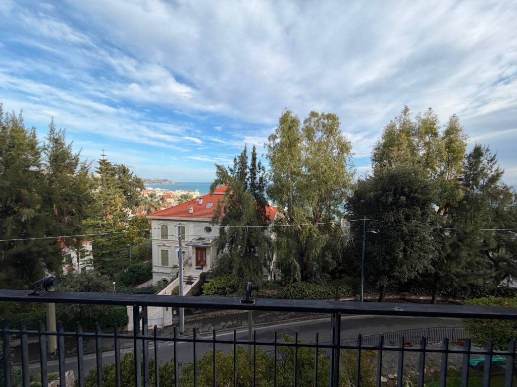 Appartamento a Sanremo in Corso degli Inglesi - Foto 3