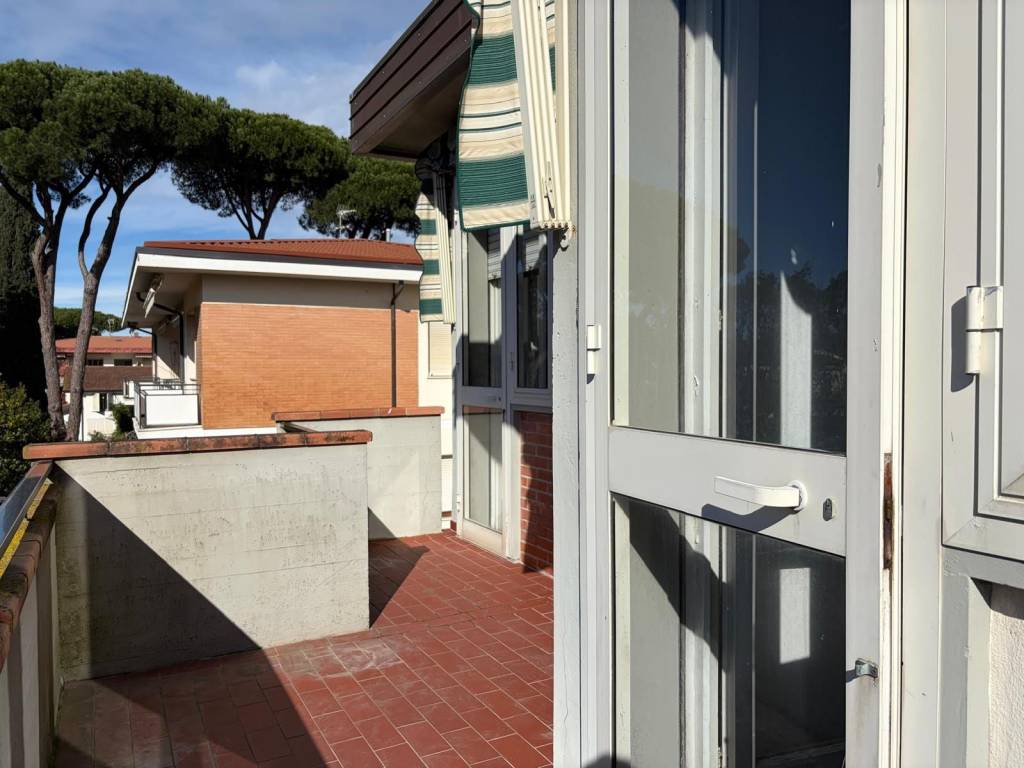 Appartamento a Camaiore in Via Guglielmo Marconi - Foto 2