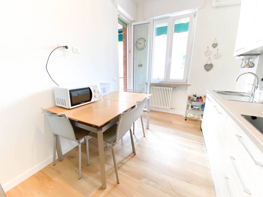 Appartamento a Verona in Via Vittorio Fainelli - Foto 3