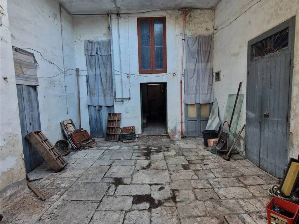 Palazzo / stabile a Brindisi - Foto 3