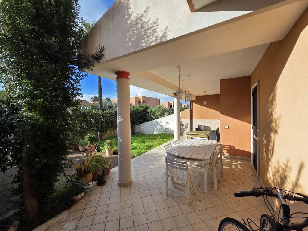 Villa a Brindisi in Strada Per Sbitri, 1 - Foto 3