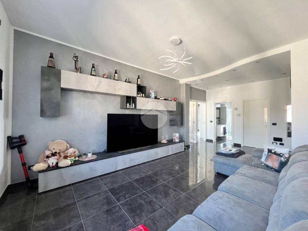 Appartamento a Banchette in VIA PAVONE, 2 - Foto 2