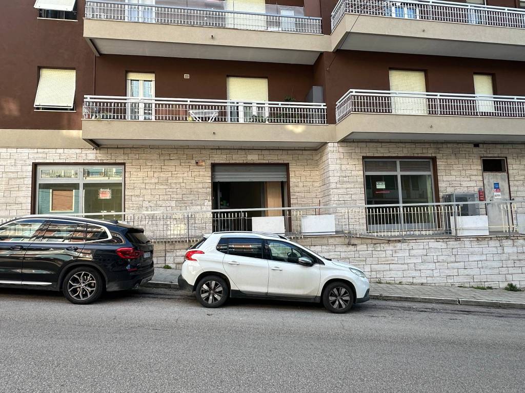 Immobile a Ancona in Via Beniamino Gigli, 17 - Foto 3