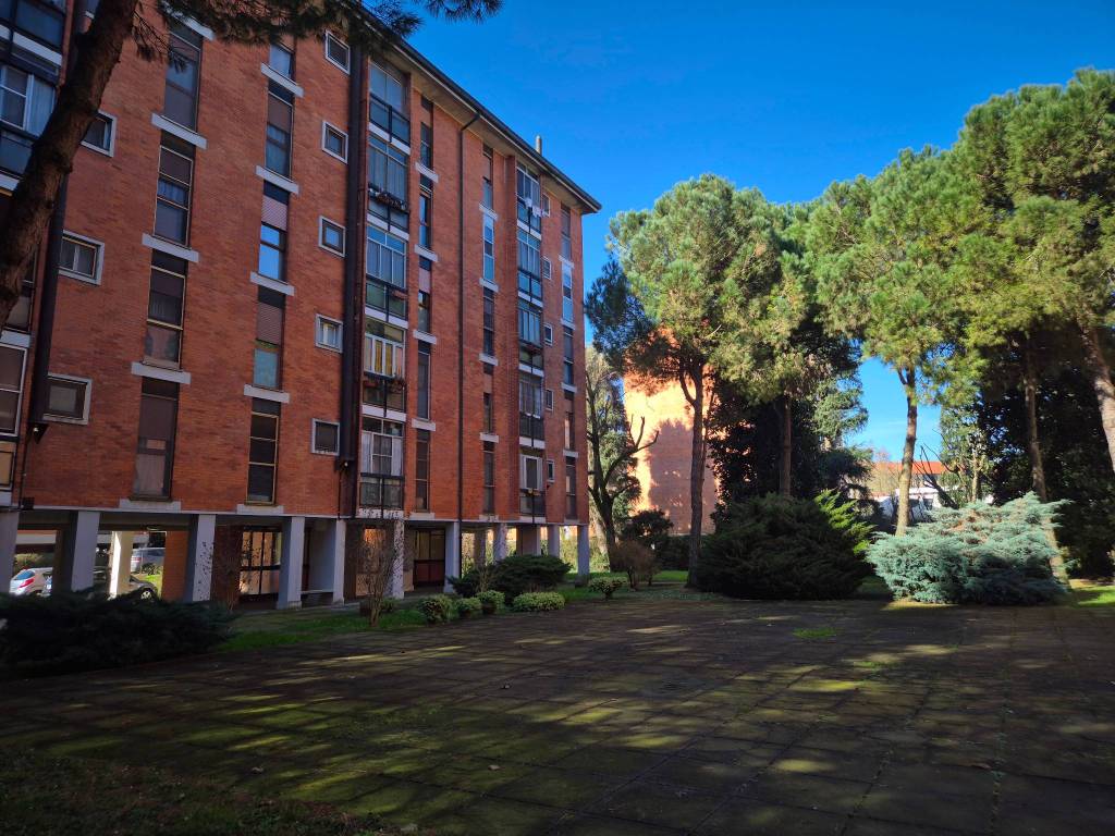 Appartamento a Pieve emanuele in Via Giuseppe Verdi, 9 - Foto 2