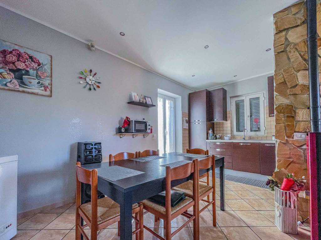 Villa a Aprilia in via Lampione - Foto 5