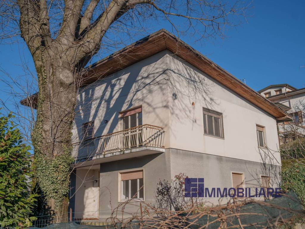 Villa a Ispra in Via Germania - Foto 2