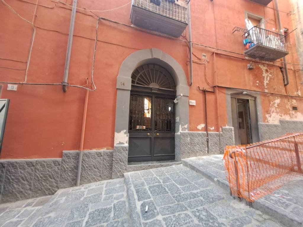Appartamento a Napoli in Gradini Santi Apostoli, 17 - Foto 3