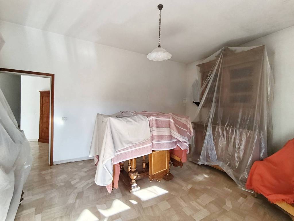 Villa a Rossano veneto in Quartiere Generale Giardino - Foto 4