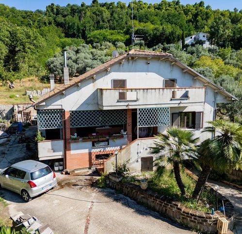 Villa a Chieti in Strada Polce 20 - Foto 2