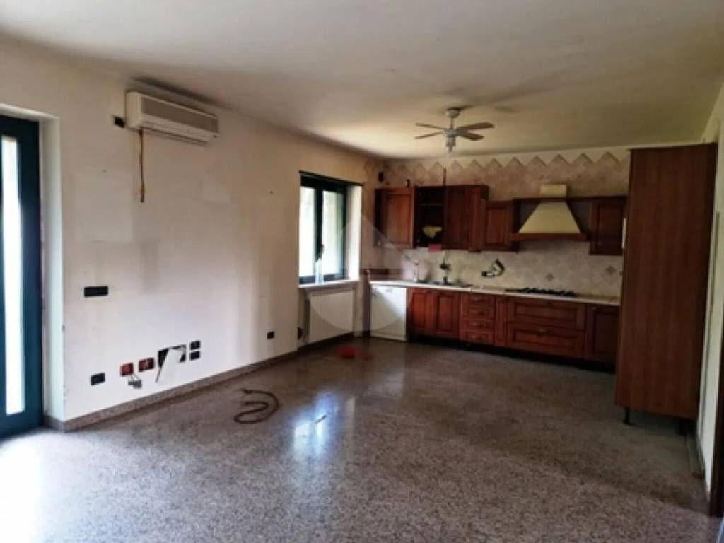 Appartamento a Buttapietra in Via Dell'Imprenditore - Foto 4