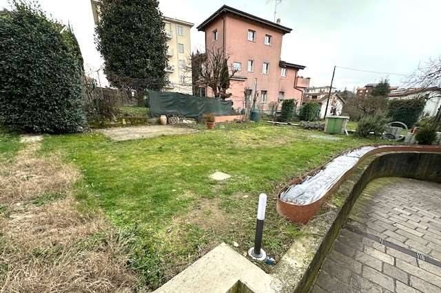 Villa a Como in Via beato Geremia Lambertenghi, 20 - Foto 4