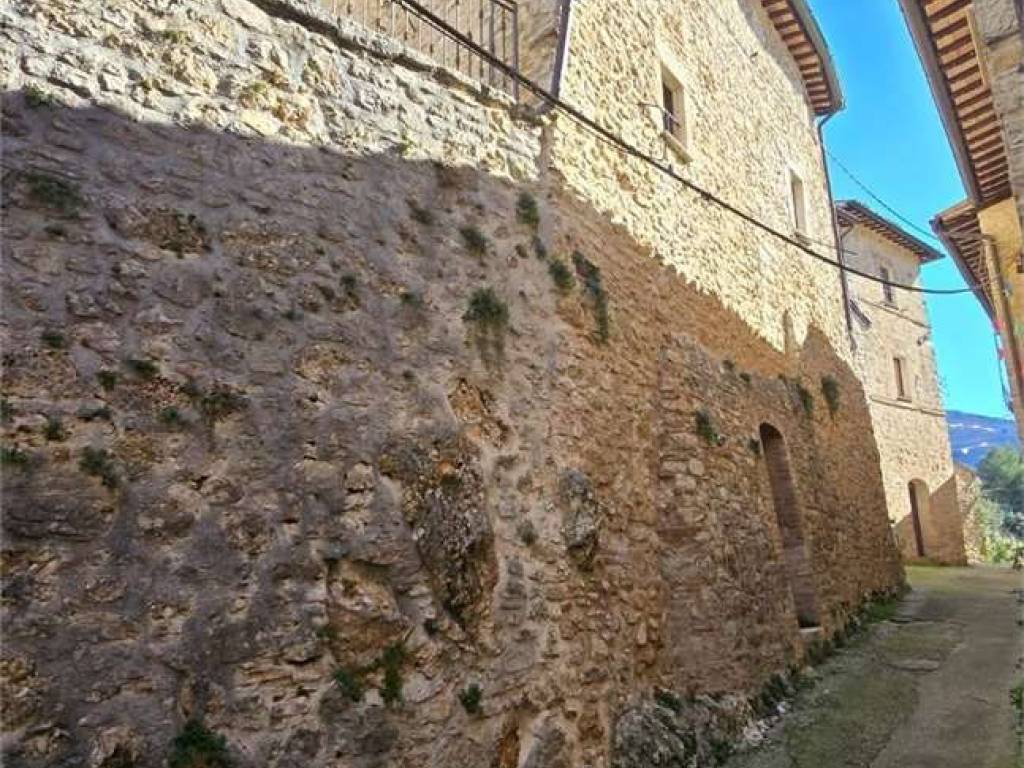 Casa indipendente a Ferentillo - Foto 3