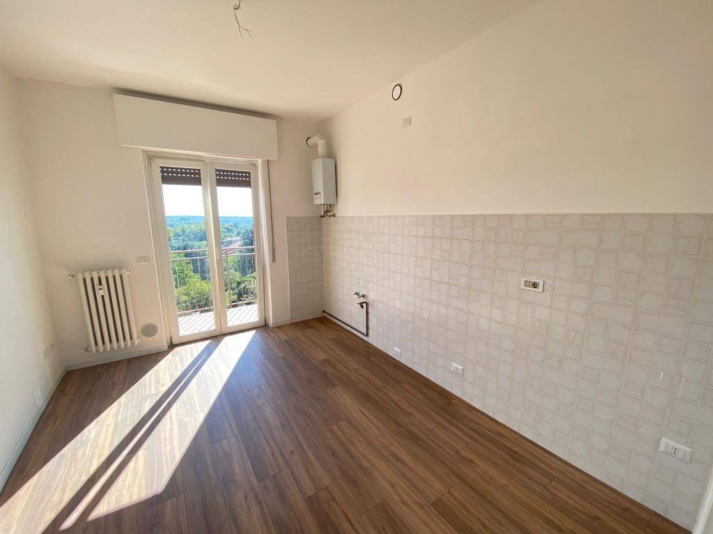 Appartamento a Gazzada schianno in Vicolo Amabile, 19 - Foto 3
