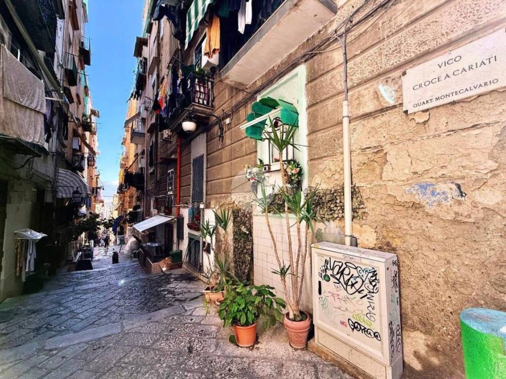 Appartamento a Napoli in Vico Concordia - Foto 3