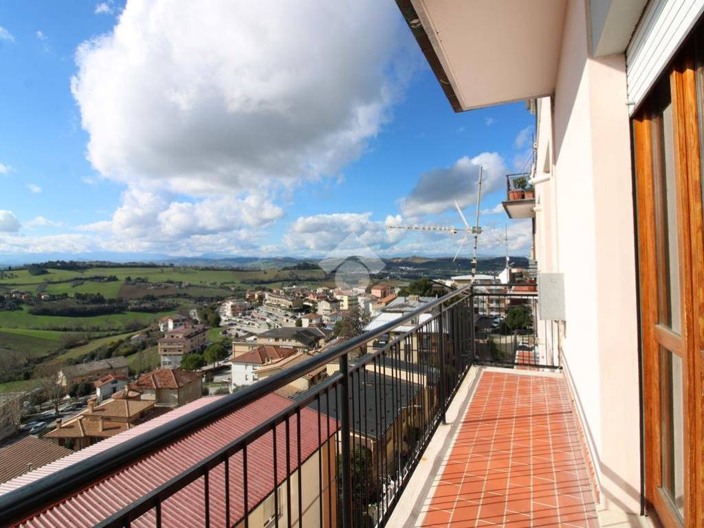Appartamento a Fermo in Viale Medaglie D'Oro, 25 - Foto 5