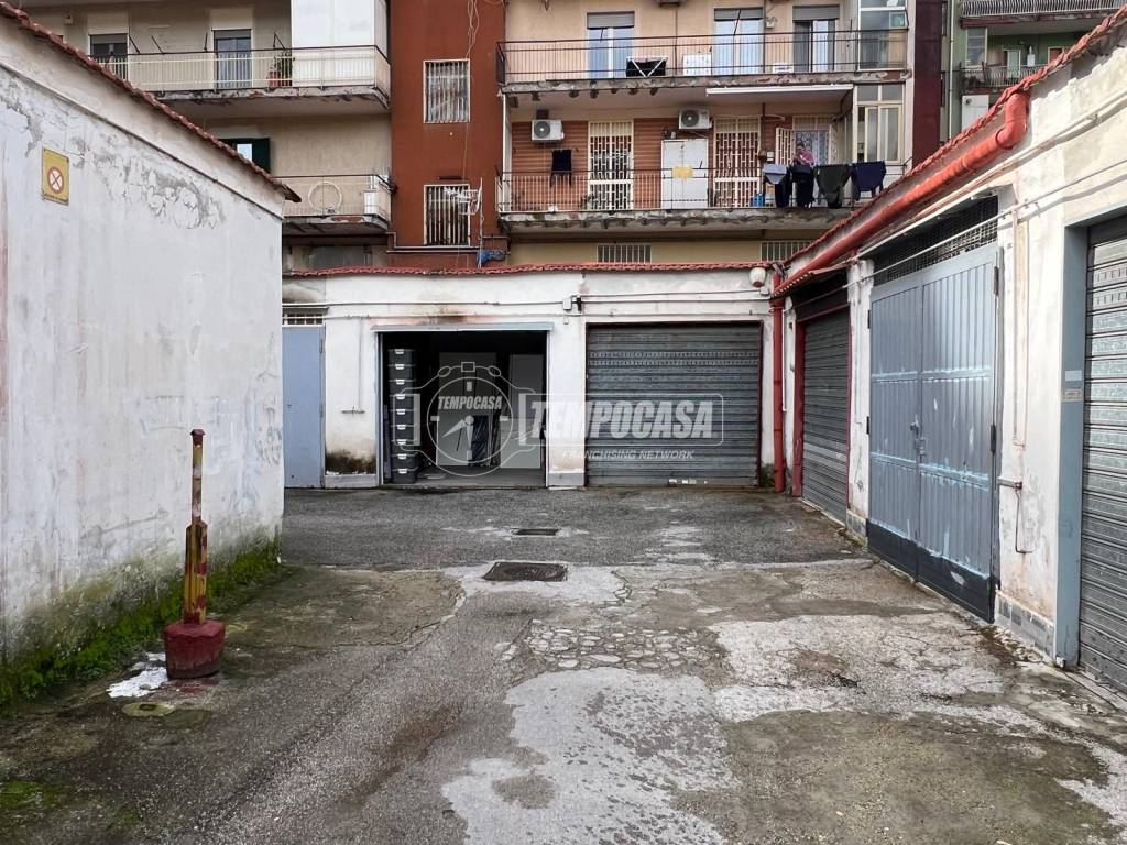 Box / garage a Napoli in Via DOMENICO PADULA - Foto 3