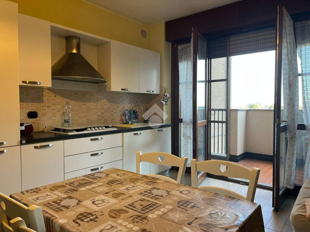 Appartamento a Melegnano in Via Per Carpiano, 2 - Foto 4