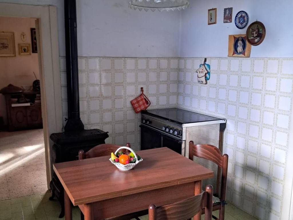 Appartamento a Capranica in Via di Piazza Padella - Foto 2